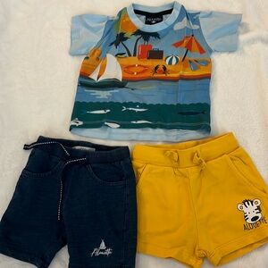 Alouette set of 2 shorts and t-shirt in 9M